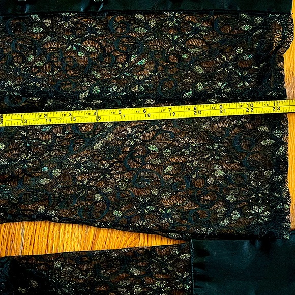 EUC Gorgeous Sandra Darren Lace, Satin&SoftGold2pcCocktail wear.Chemise &Tank 10 - Picture 8 of 14